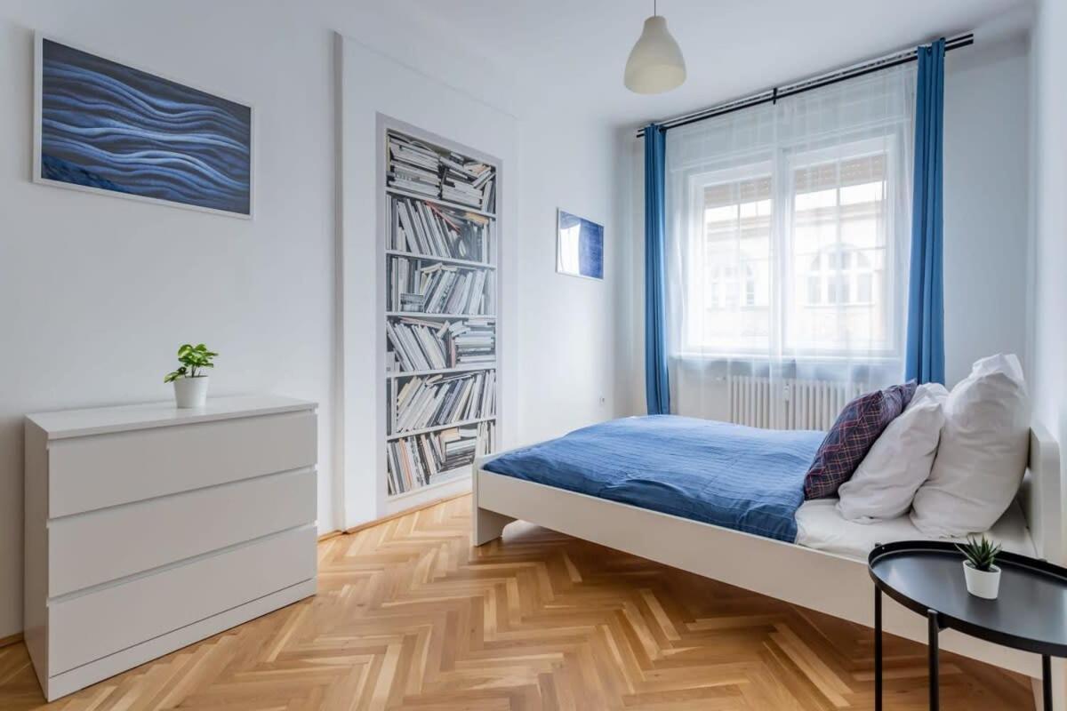 Home Away From Home In The Center Βουδαπέστη Εξωτερικό φωτογραφία